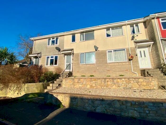 3 Bedroom Terraced House To Rent In Stoneable Road, Radstock, BA3