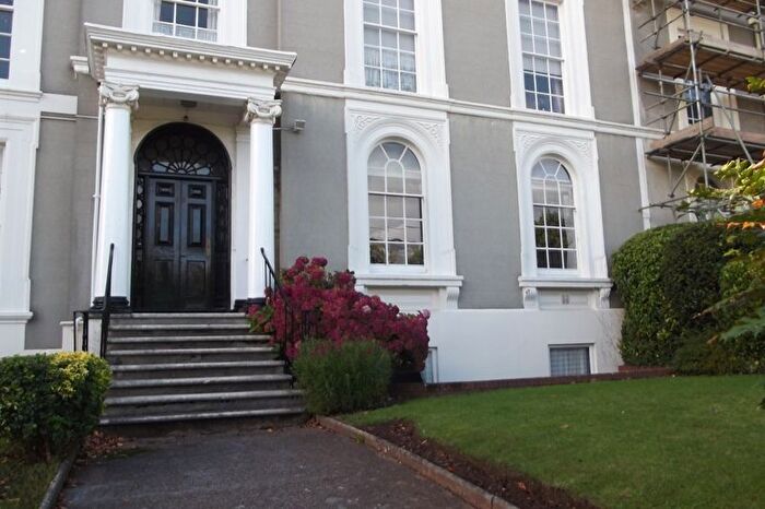 1 Bedroom Flat To Rent In Victoria Park Road, Exeter, EX2