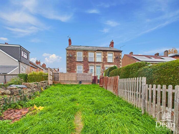 4 Bedroom Semi Detached House For Sale In Albert Street, Lydney, GL15