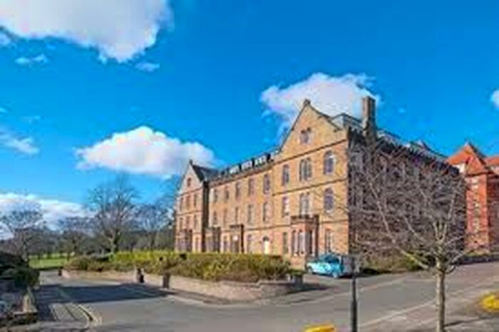 3 Bedroom Flat To Rent In Scrimgeour Place, City Centre, Dundee, DD3