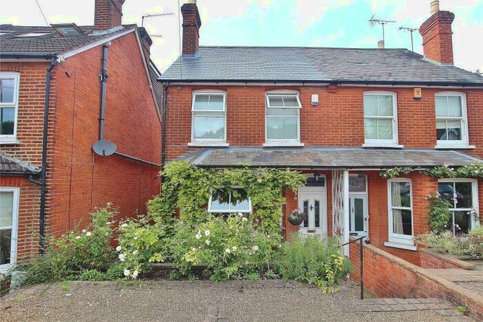 2 Bedroom Semi-Detached House To Rent In Brookwood, GU24