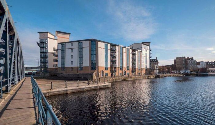 2 Bedroom Flat To Rent In Ocean Drive, The Shore, Leith, EH6