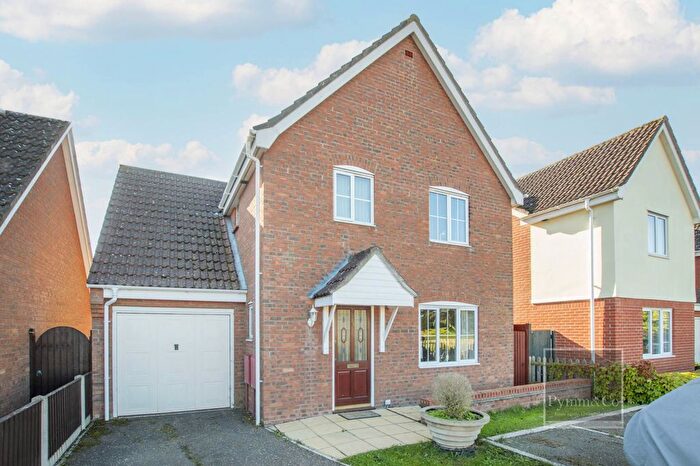 4 Bedroom Detached House For Sale In Sir Thomas Beevor Close, Wymondham, NR18