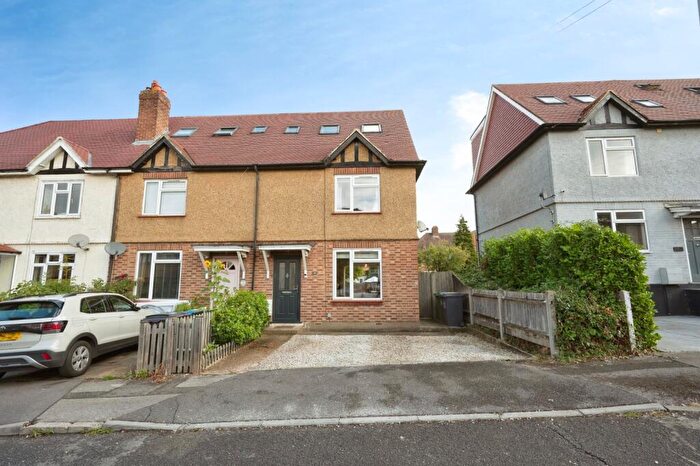 4 Bedroom Semi Detached House For Sale In Haycroft Road, Surbiton, KT6