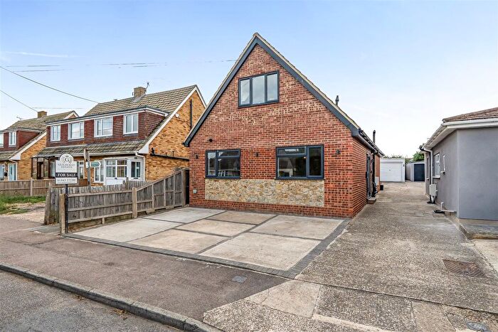4 Bedroom Detached House For Sale In Kings Road, Birchington, CT7
