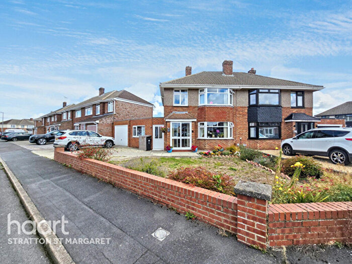 3 Bedroom Semi-Detached House For Sale In Frilford Drive, Swindon, SN3