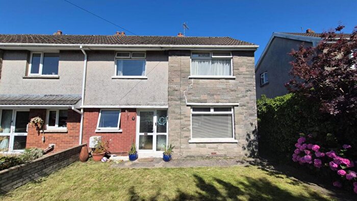 3 Bedroom Semi Detached House For Sale In The Meadows, Corntown, CF35