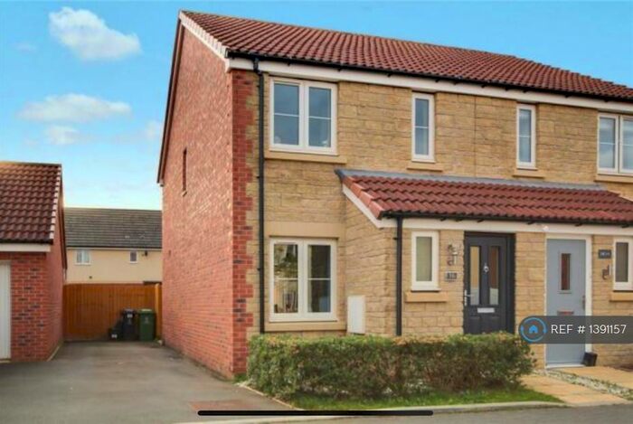 2 Bedroom Semi-Detached House To Rent In Landford Crescent, Swindon, SN3