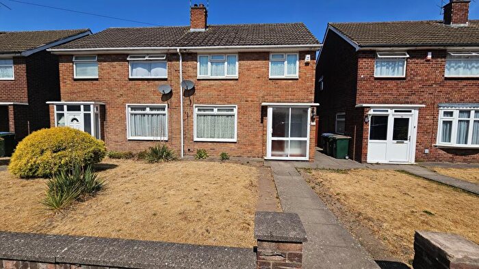 3 Bedroom Semi-Detached House To Rent In Brixham Drive, Coventry, CV2