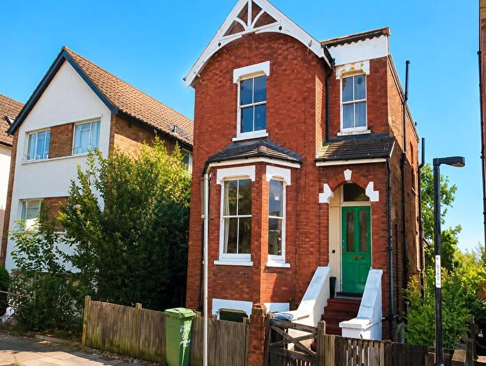 1 Bedroom Flat For Sale In Ravensbourne Road, Bromley, Kent, BR1