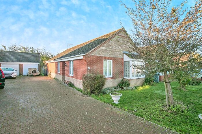 3 Bedroom Detached Bungalow For Sale In Mallard Way, Hollesley, Woodbridge, IP12