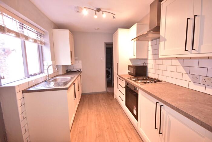 2 Bedroom Flat To Rent In Chillingham Road, Chillingham Road, Newcastle Upon Tyne, Tyne And Wear, NE6