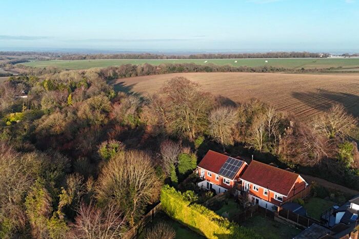 3 Bedroom Detached House For Sale In Kingswood Road, Tadworth, KT20