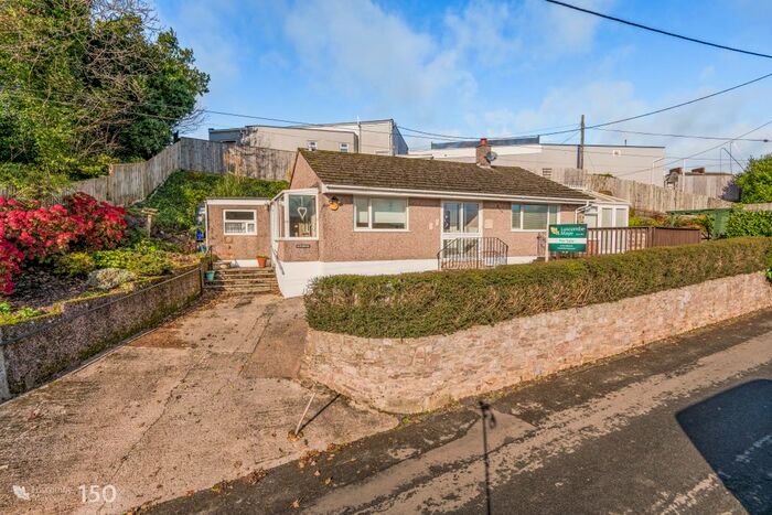 2 Bedroom Detached Bungalow For Sale In New Road, Yealmpton, Plymouth, PL8