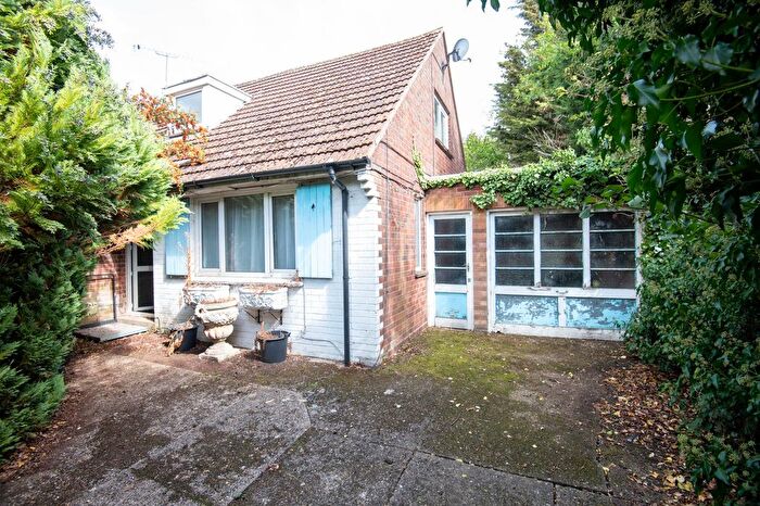 3 Bedroom Detached House For Sale In Doddington Road, Wellingborough, NN8