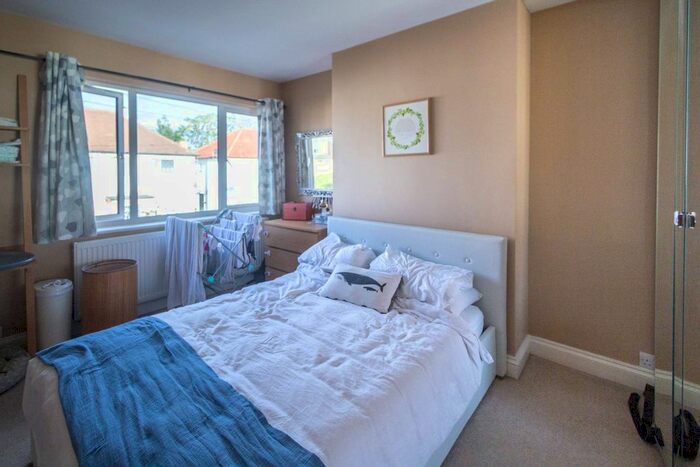 2 Bedroom Flat To Rent In Fairfield Drive, North Harrow, Harrow, HA2