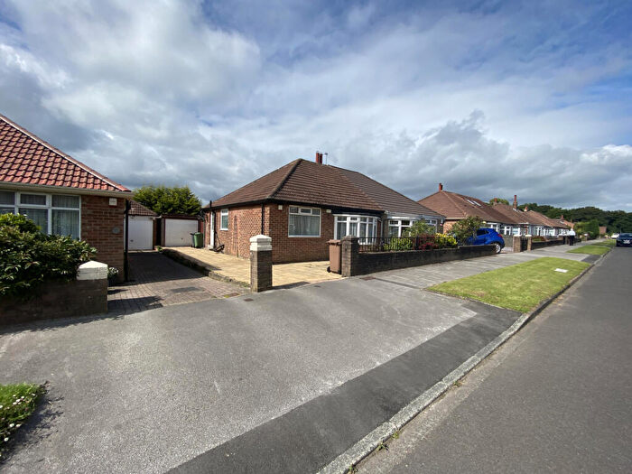 2 Bedroom Bungalow To Rent In High Moor Crescent, Leeds, LS17