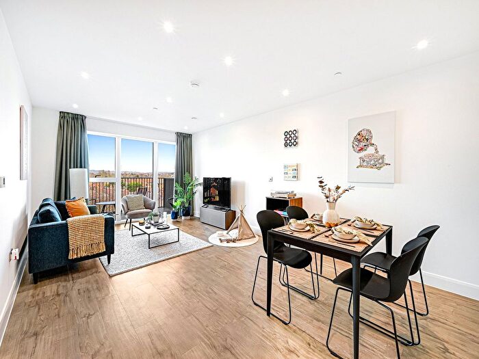 2 Bedroom Flat To Rent In Uncle Colindale, Aeriel Square, London, NW9