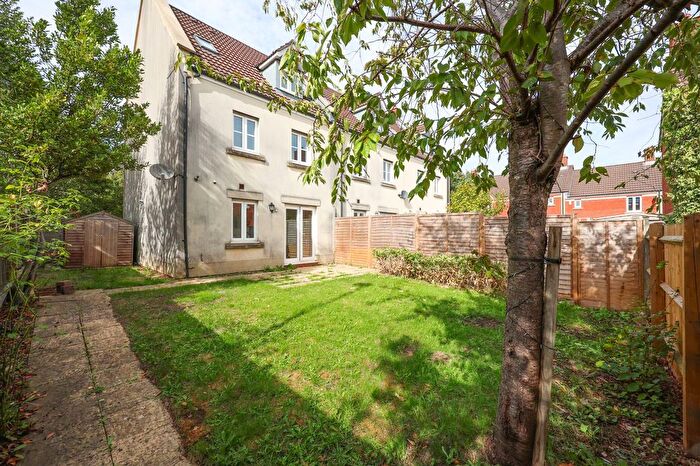 4 Bedroom End Terrace House For Sale In Trubshaw Close, Horfield, BS7
