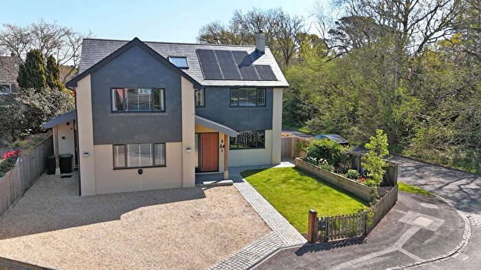 4 Bedroom Detached House For Sale In New Forest Drive, Brockenhurst, Hampshire, SO42