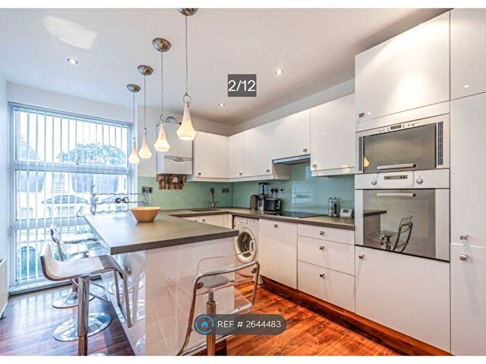 2 Bedroom Flat To Rent In Albion Road, London, N16