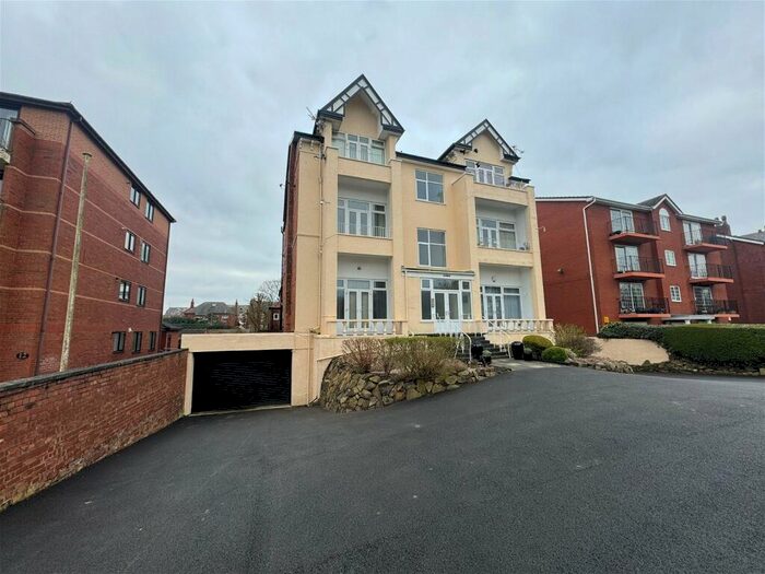 2 Bedroom Flat To Rent In Park Road West, Southport, PR9