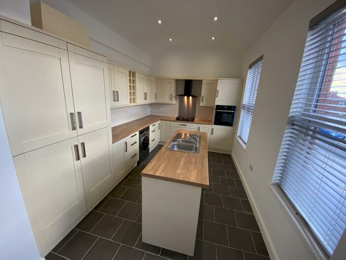 3 Bedroom Maisonette To Rent In Catterick Road, Manchester, M20