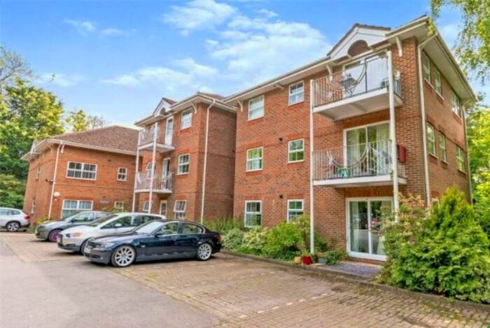 2 Bedroom Apartment To Rent In Winchester Road, Southampton, SO16