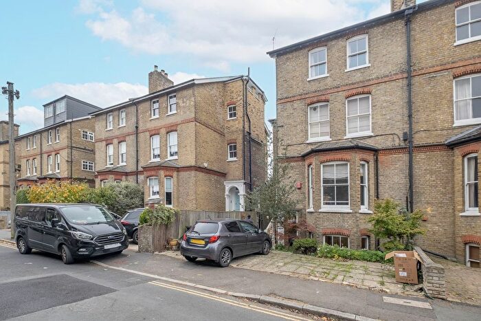 2 Bedroom Flat To Rent In Homefield Road, London, SW19