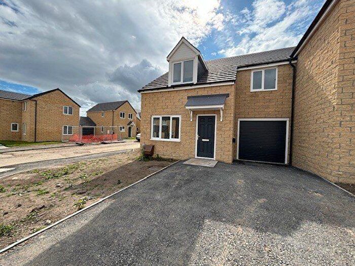 3 Bedroom Semi-Detached House To Rent In Jane Eyre Lane, Thornton, Bradford, BD13