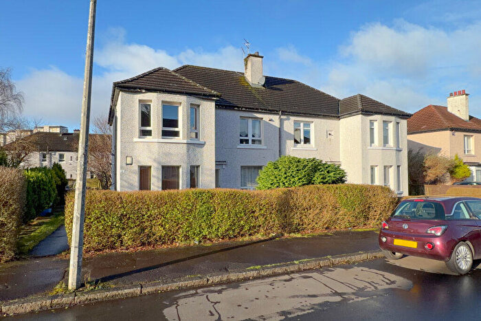3 Bedroom Flat For Sale In Locksley Avenue, Knightswood, G13