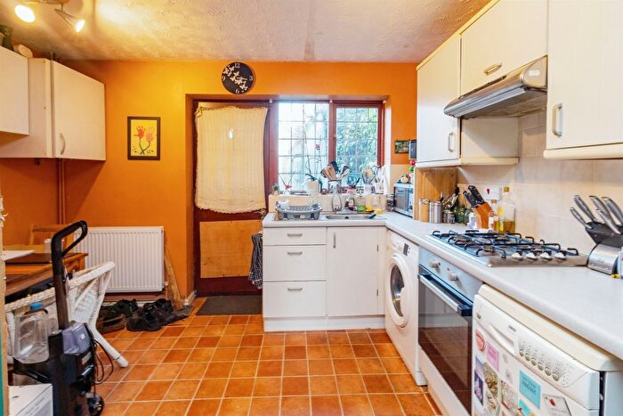 2 Bedroom Semi-Detached House For Sale In Millwright Way, Flitwick, Bedford, MK45