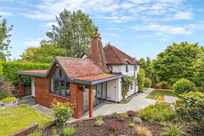 3 Bedroom Detached House For Sale In Knowl Hill Common, Knowl Hill, Reading, Berkshire, RG10