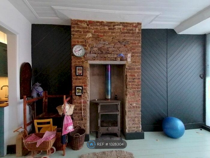 4 Bedroom Terraced House To Rent In Hughenden Place, Hastings TN34