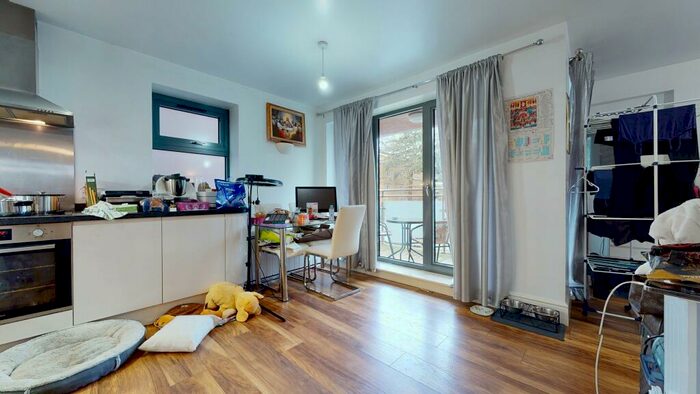 1 Bedroom Flat To Rent In Station Road New Barnet, EN5