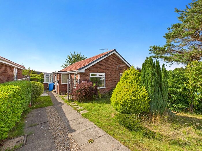 1 Bedroom Semi-detached Bungalow For Sale In Bracken Close, Whitby, YO22