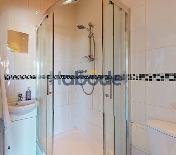 1 Bedroom Flat To Rent In Croydon, London, CR0