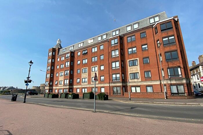 2 Bedroom Flat To Rent In Ranelagh Road, Deal, CT14