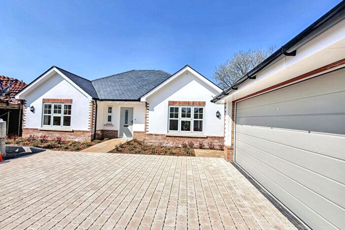 3 Bedroom Detached Bungalow For Sale In Sixpenny Handley, SP5