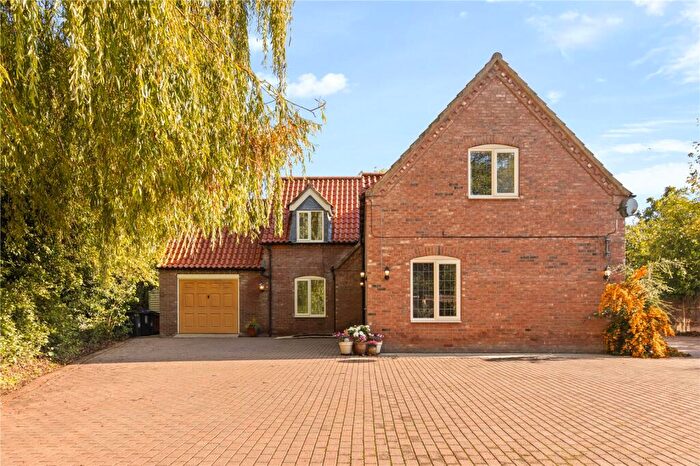 4 Bedroom Detached House For Sale In Seggimoor, Glentham, Lincolnshire, LN8