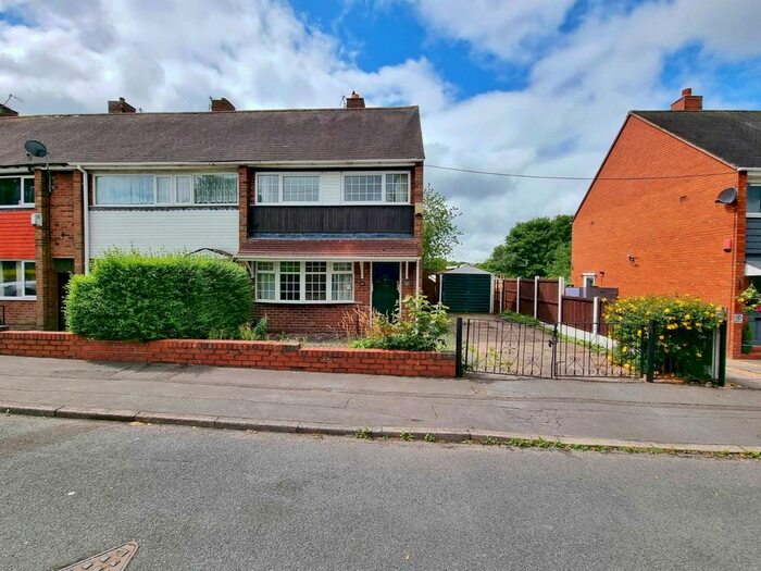 2 Bedroom Semi-Detached House To Rent In Wrenbury Crescent, Stoke-On-Trent, ST2