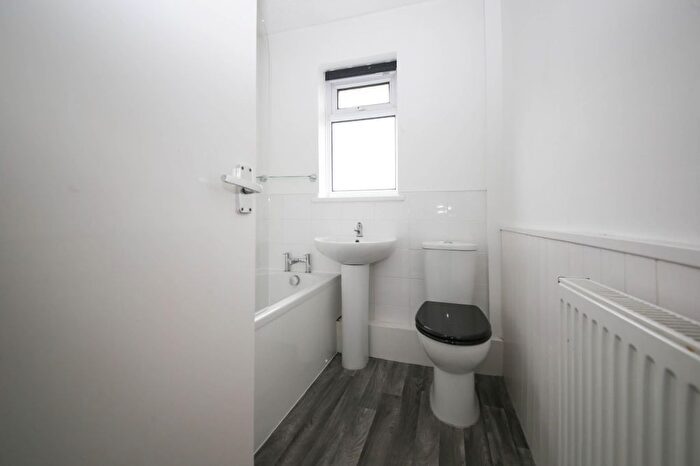 3 Bedroom Semi Detached House To Rent In Bleaklow Close, Wigan, WN3