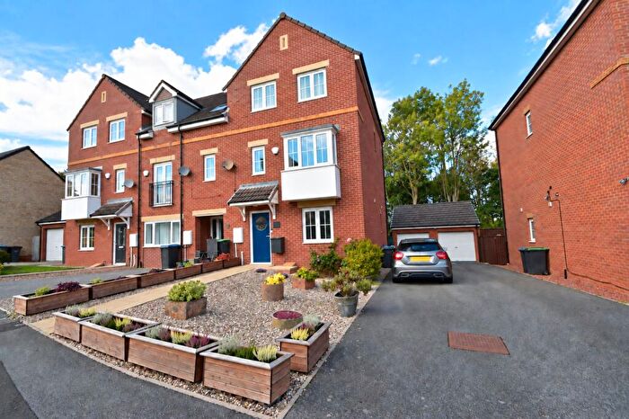 4 Bedroom Town House For Sale In Orchard Grove, Stanley, DH9