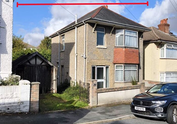3 Bedroom Detached House For Sale In Crichel Road, Bournemouth, Dorset, BH9