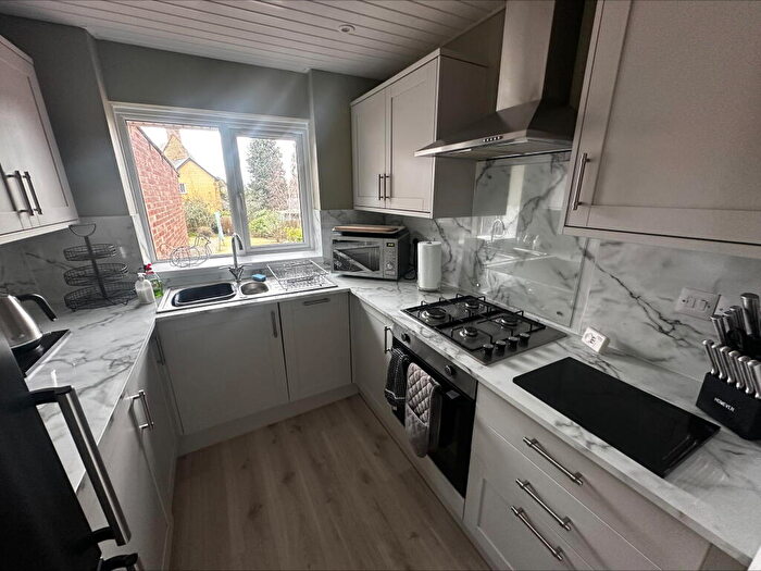 3 Bedroom House To Rent In Brook Lane, Northampton, NN5