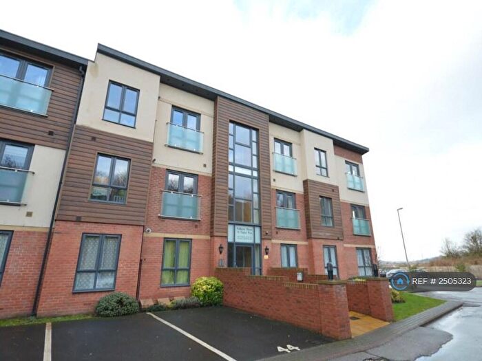 2 Bedroom Flat To Rent In Tudor Way, Leeds, LS11