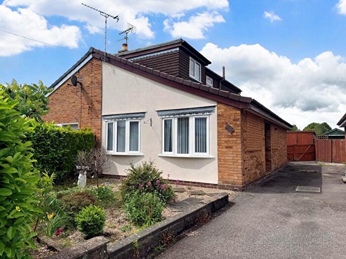 2 Bedroom Bungalow For Sale In Lambert Road, Uttoxeter, ST14