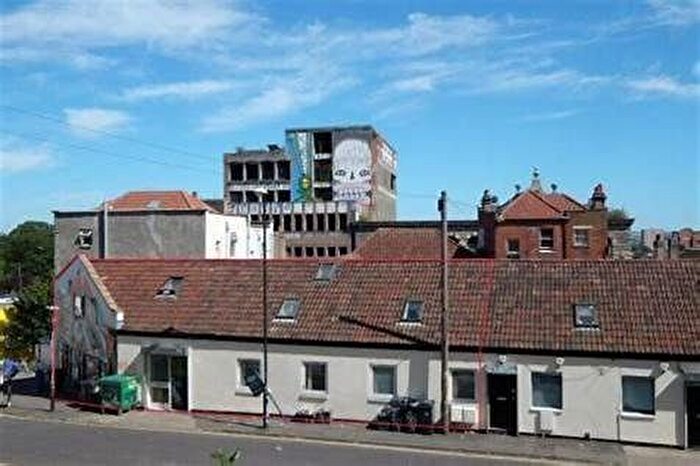 4 Bedroom Flat To Rent In Armada Place, Bristol, BS1