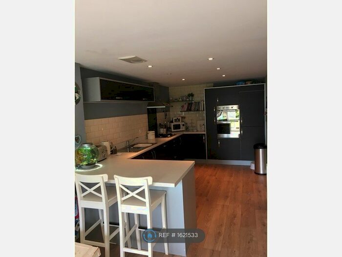 4 Bedroom Terraced House To Rent In Dorian Road, Bristol, BS7