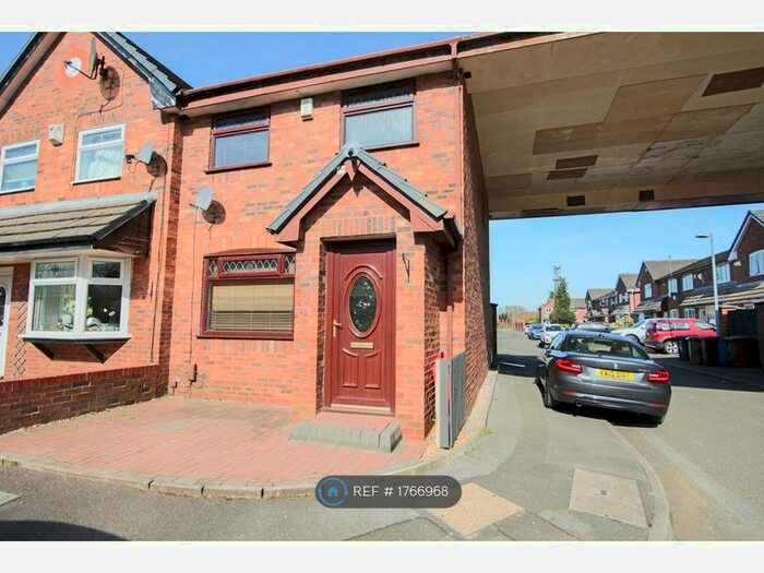 3 Bedroom Semi-Detached House To Rent In Old Mill Close, Swinton, Manchester, M27